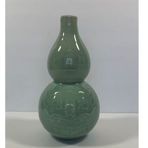 vintage blue Chinese double gourd porcelain vase